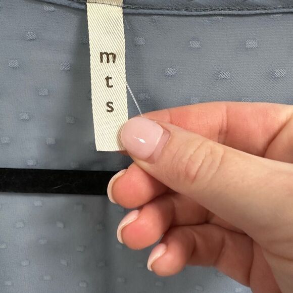 WOMENS MTS CARDIGAN SIZE LARGE - Picture 3 of 3